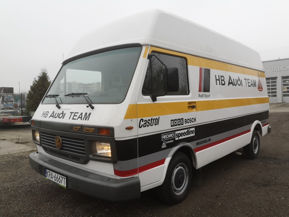 VW LT-28